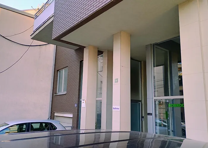 H1trece * 贝尔格莱德